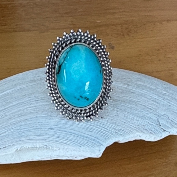 Bold Oval 8.50 carat Natural Cabochon Turquoise Ring Size 7 Sterling Silver - Picture 9 of 14